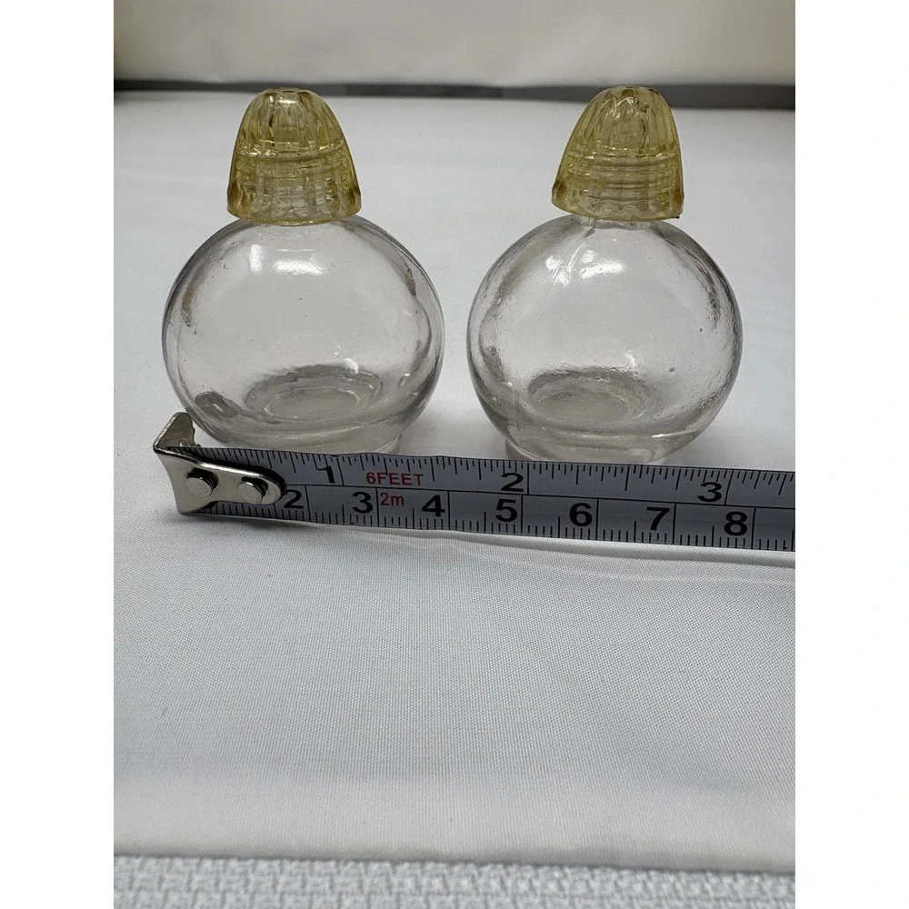 Vintage IRICE Irving Rice NY Clear Glass Mini Salt & Pepper Shaker Set MCM Style